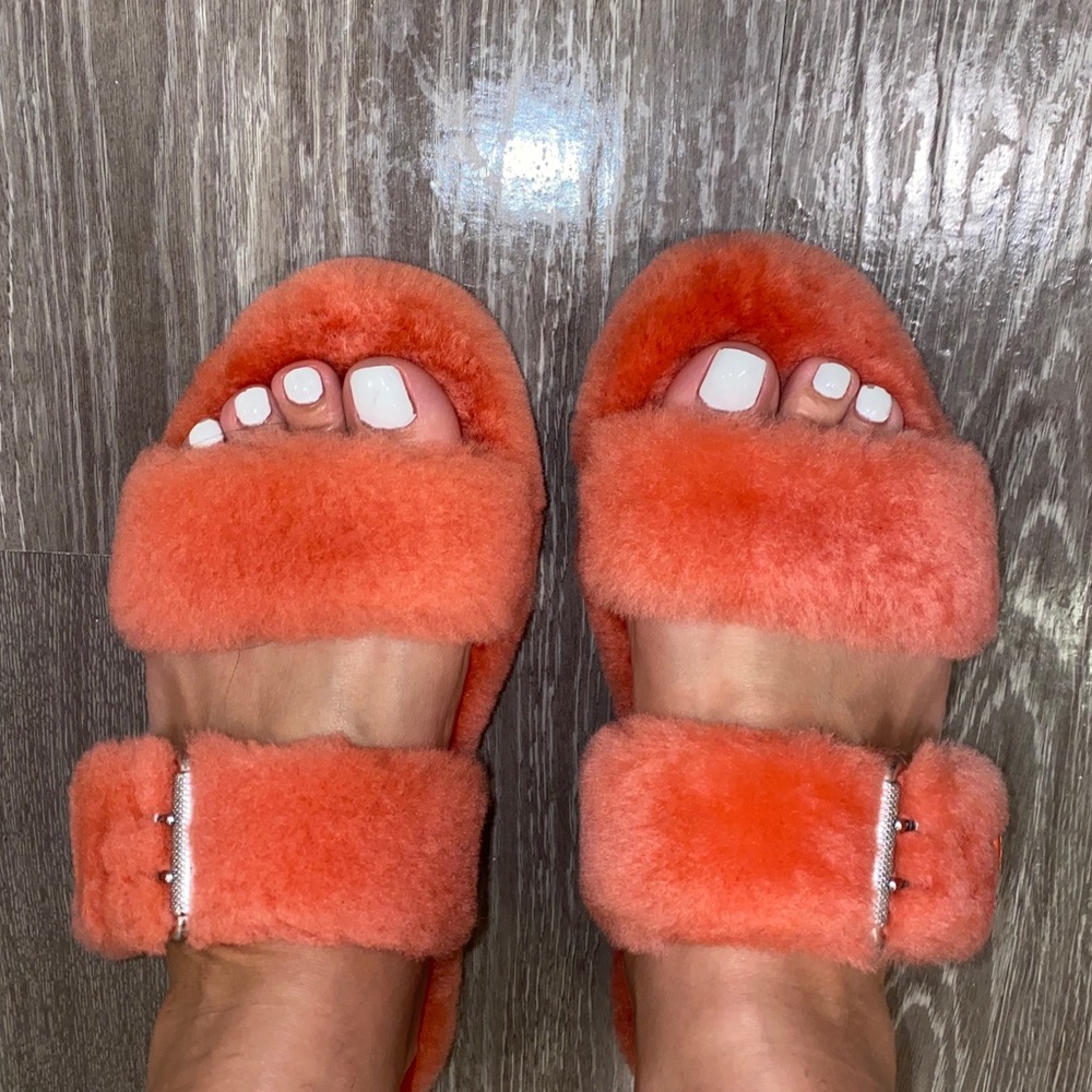 Brand New UGG fluffy sandals